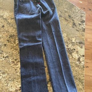 Levi’s Student Fit 25x30